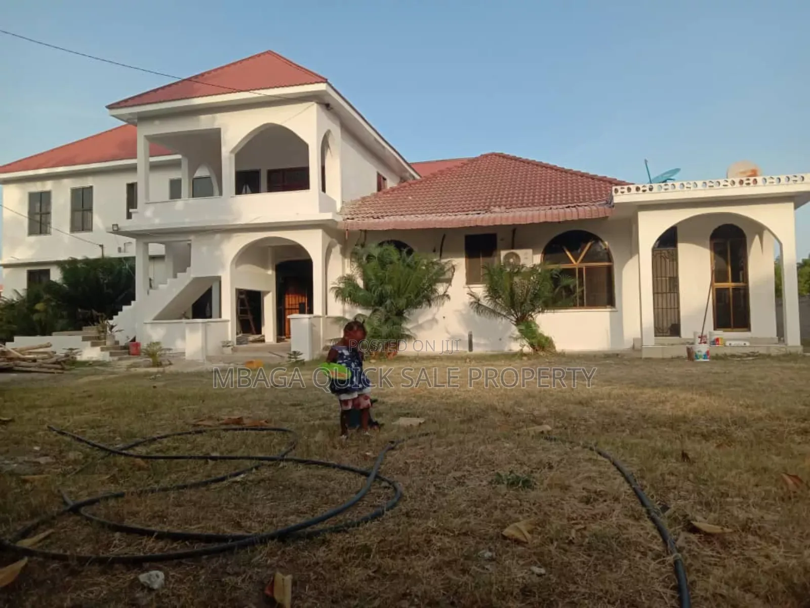 8bdrm House in Bahari Beach, Kunduchi for sale in Kunduchi