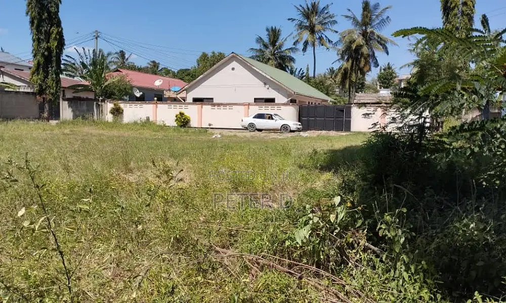Kiwanja Kina Hati in Mbezi
