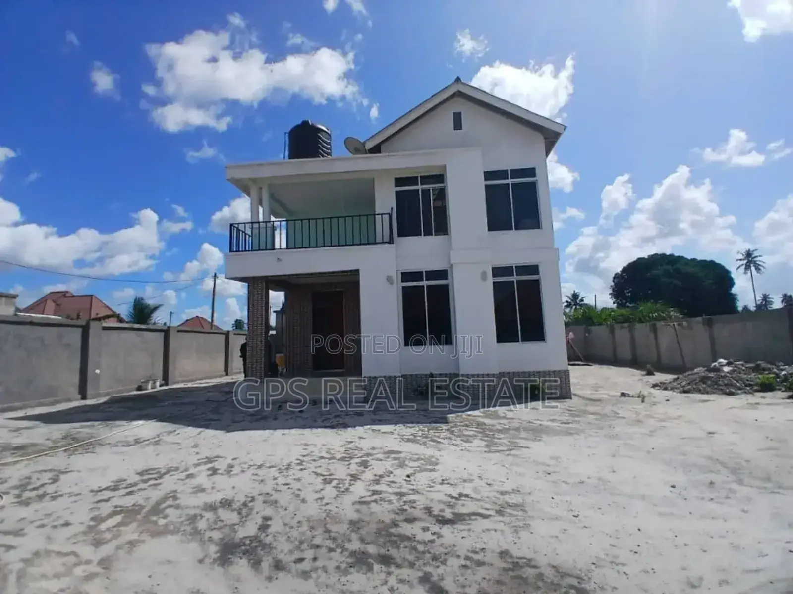 5bdrm House in Kibada Mwela, Kigamboni for sale in Kigamboni