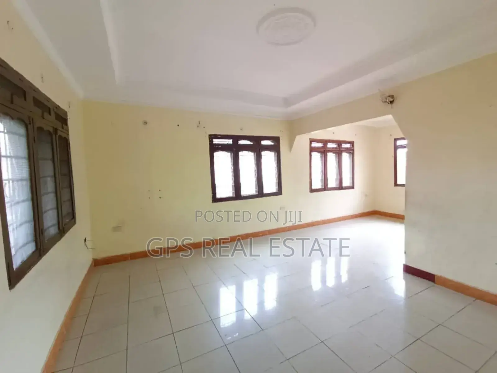 5bdrm House in Kibada Mwela, Kigamboni for sale in Kigamboni