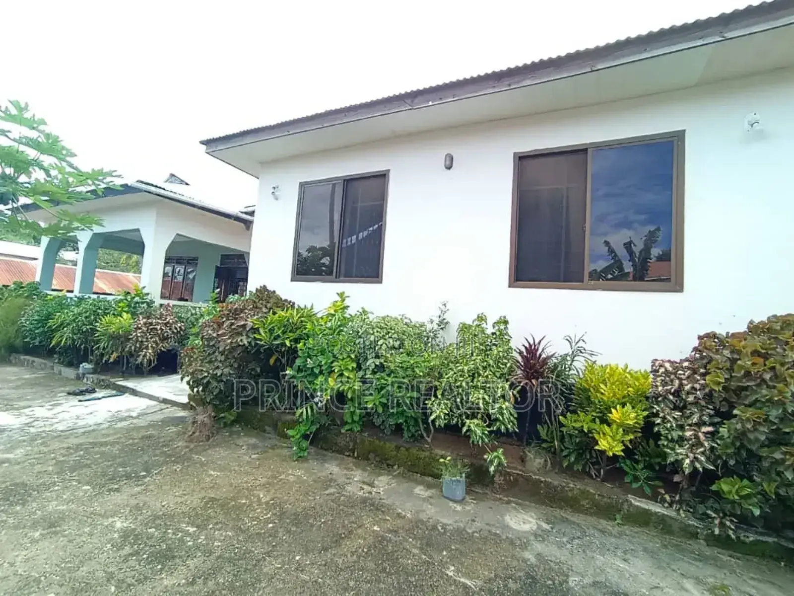 3bdrm House in Kimara Temboni, Kinondoni for sale in Kinondoni