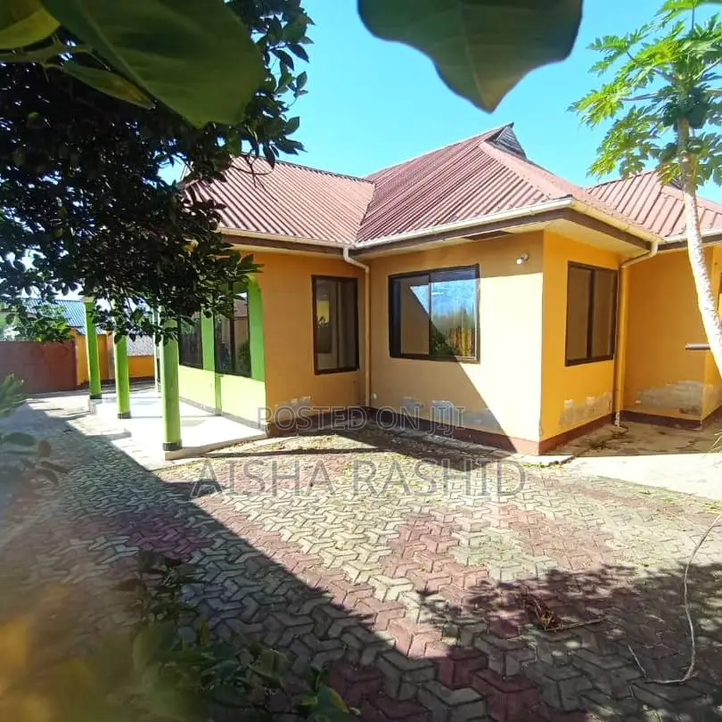 4bdrm House in Mbezi for rent in Mbezi