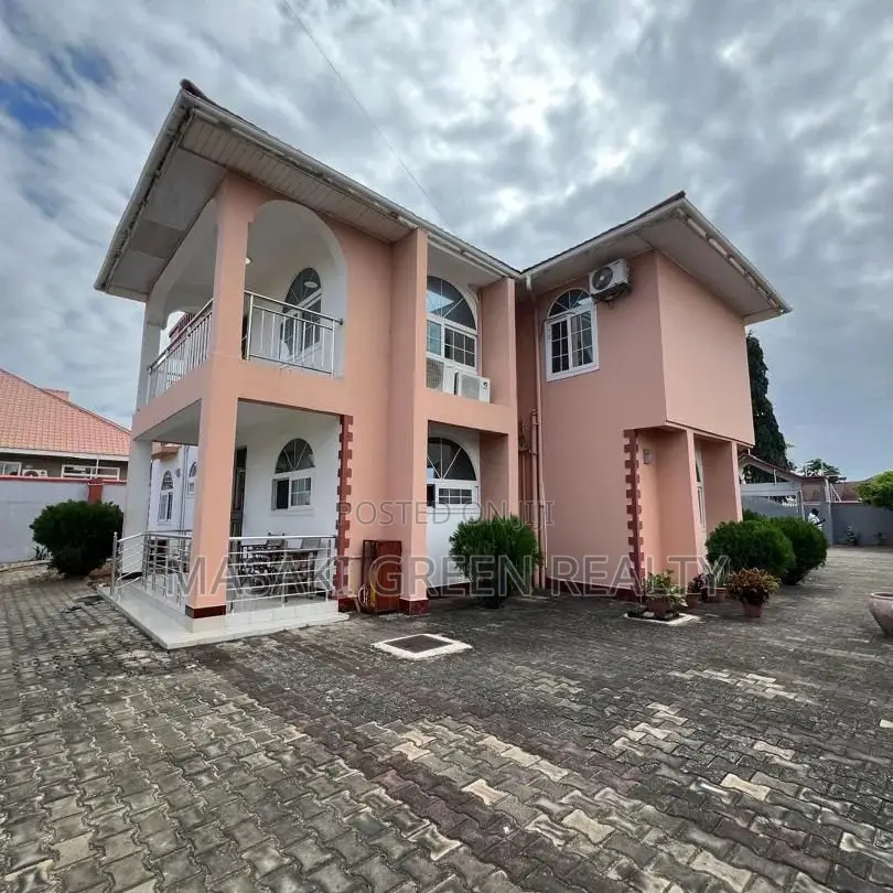 5bdrm House in Mbezi Estate, Kinondoni for sale in Kinondoni