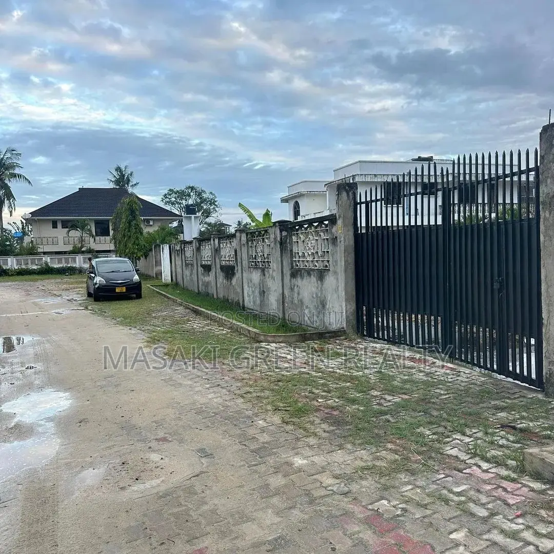 Plot for Sale at MBEZI BEACH Shoppers in Kinondoni
