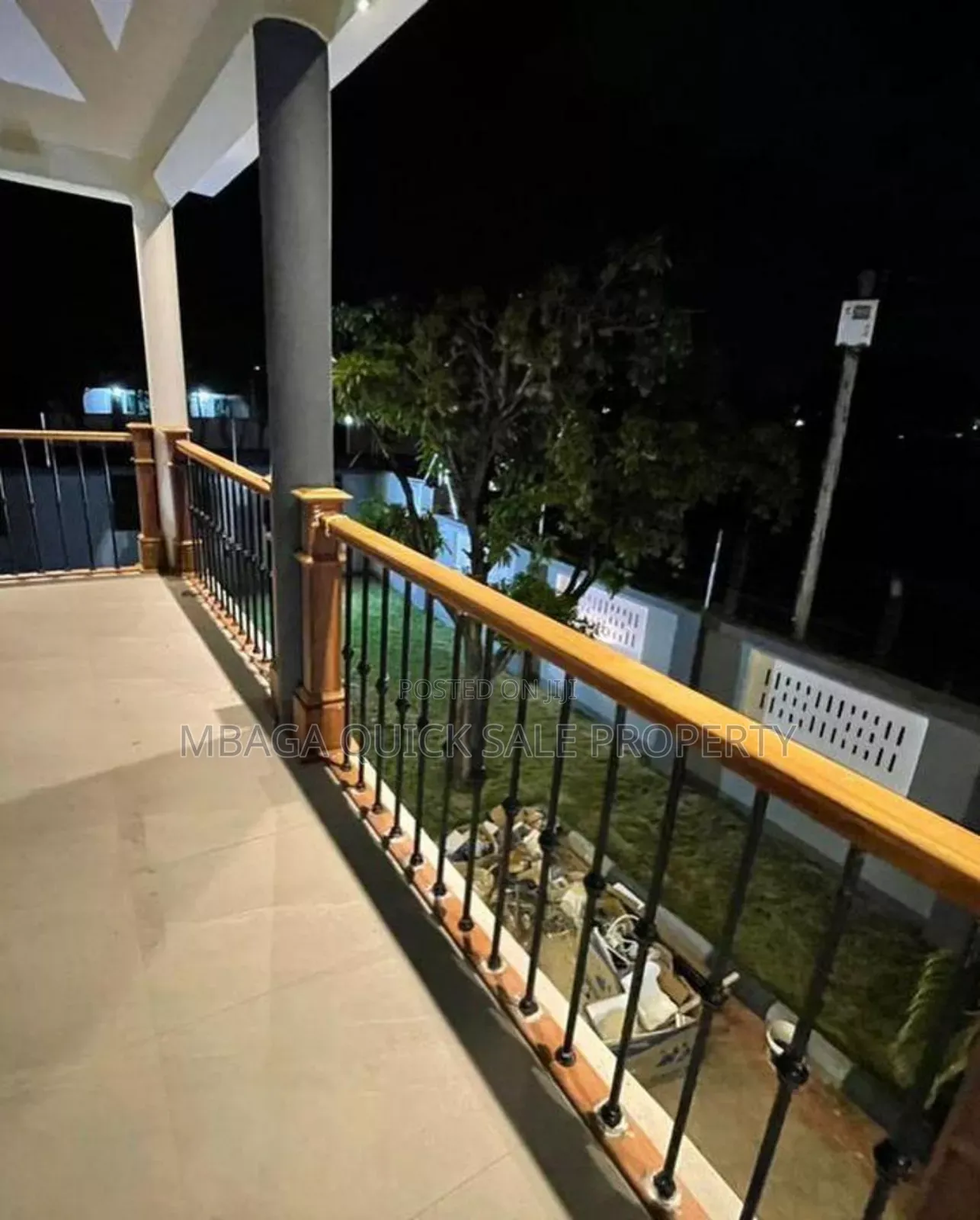 8bdrm House in Mbezi Beach for sale in Mbezi Beach