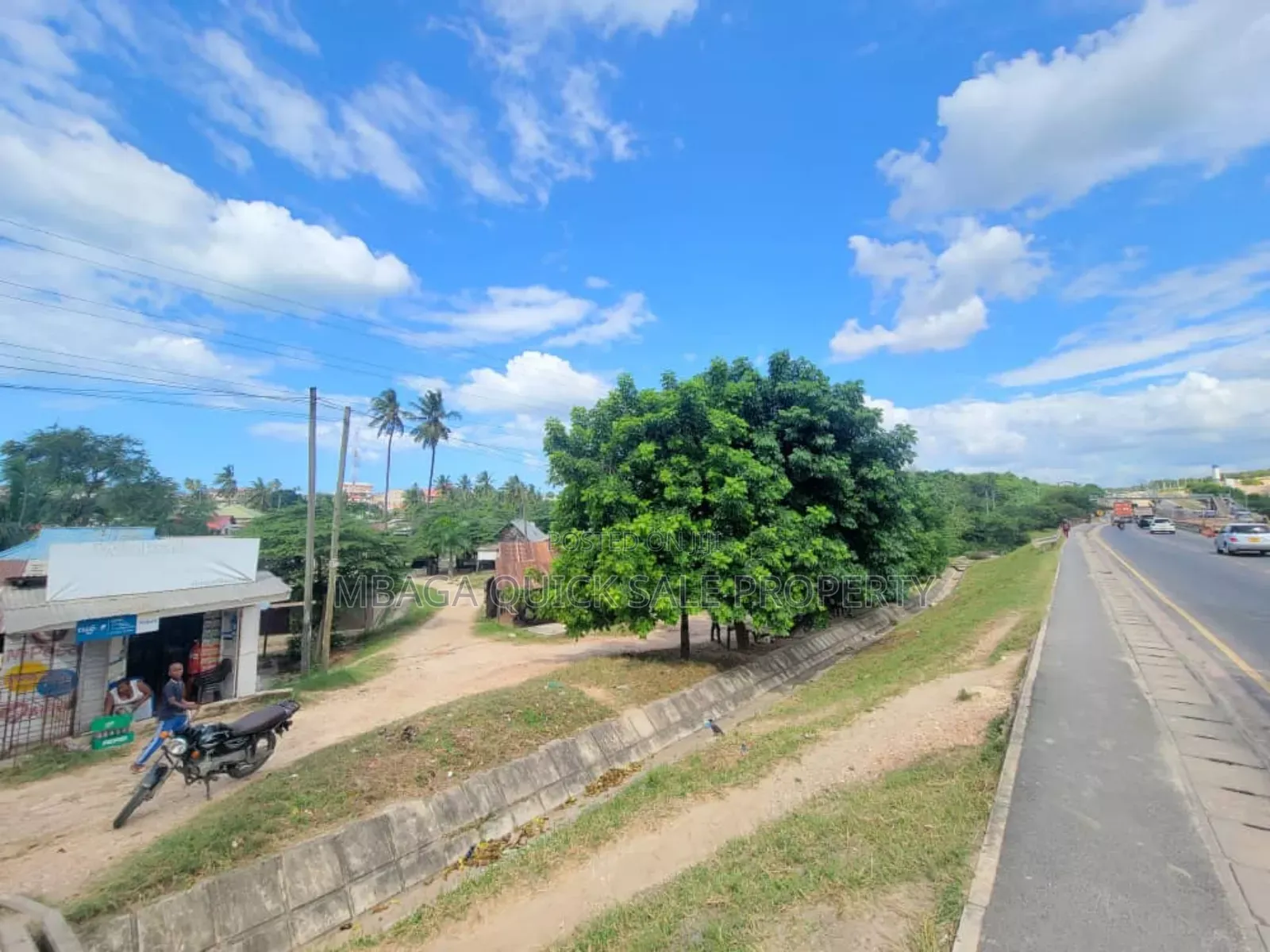 Plot. For Sale at Mbezi Beach Tank Bovu in Mbezi Beach