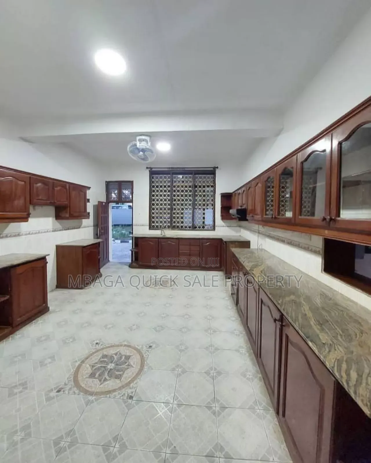 8bdrm House in Mikocheni B for rent in Mikocheni