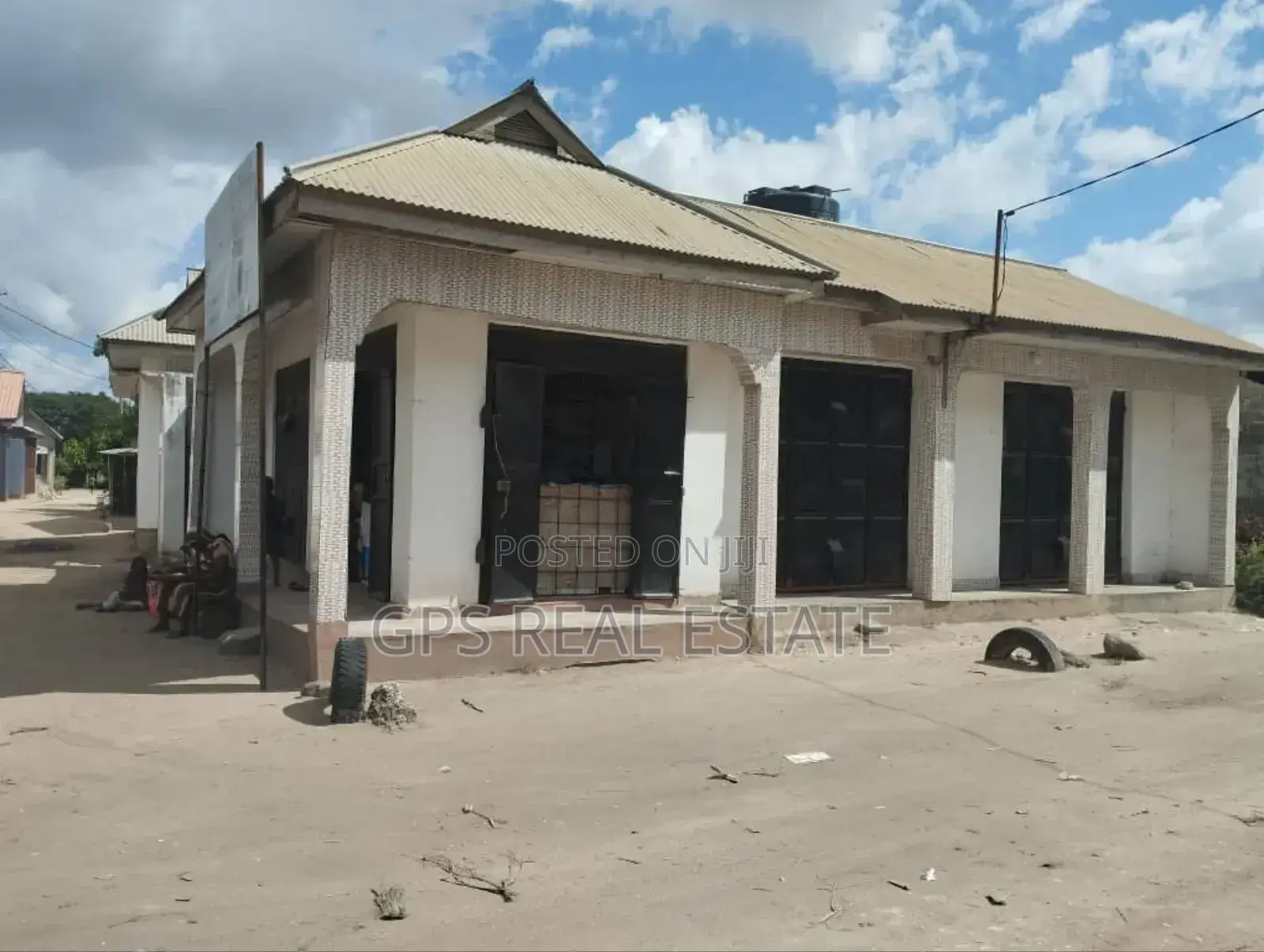 3bdrm House in Mbagala Chamazi Saku, Temeke for sale in Temeke