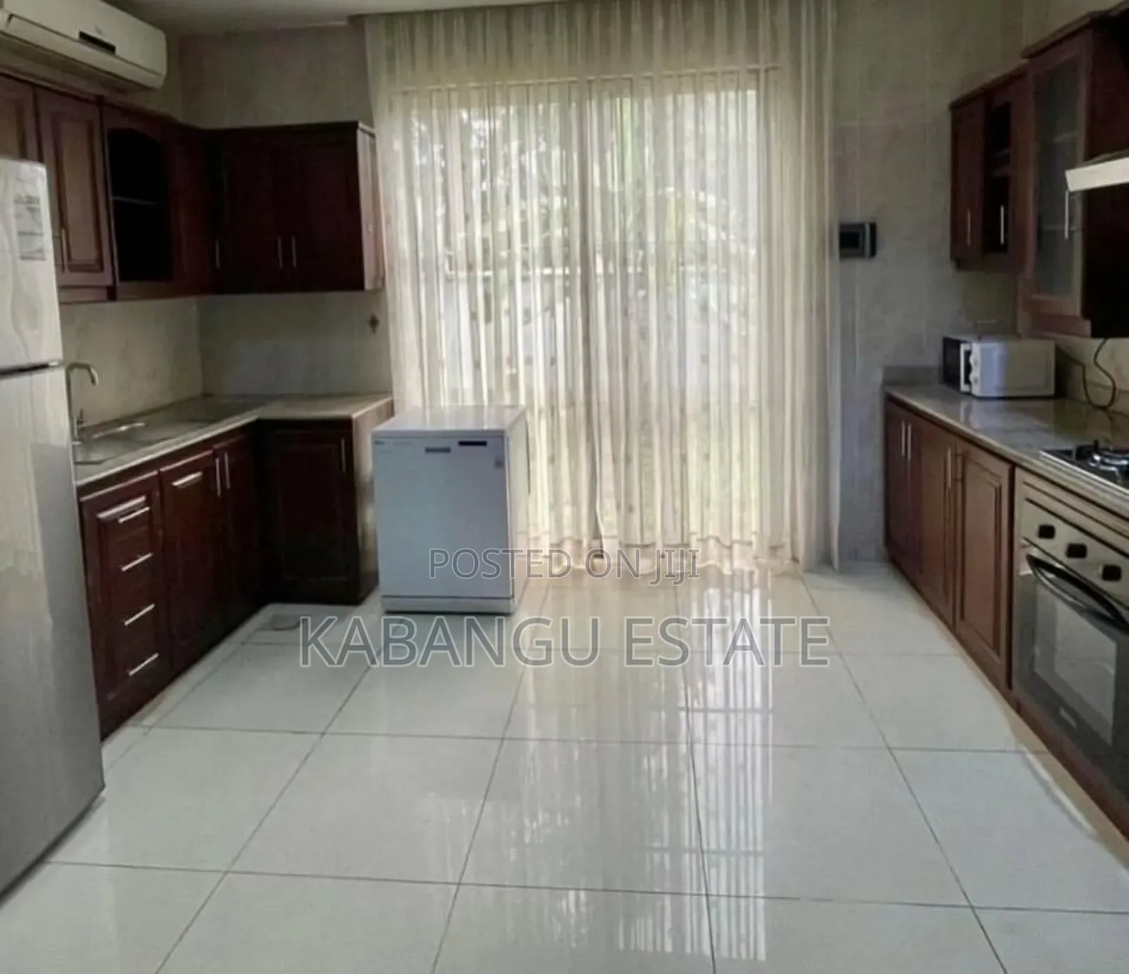 Furnished 4bdrm Villa in Oysterbay, Kinondoni for rent in Kinondoni