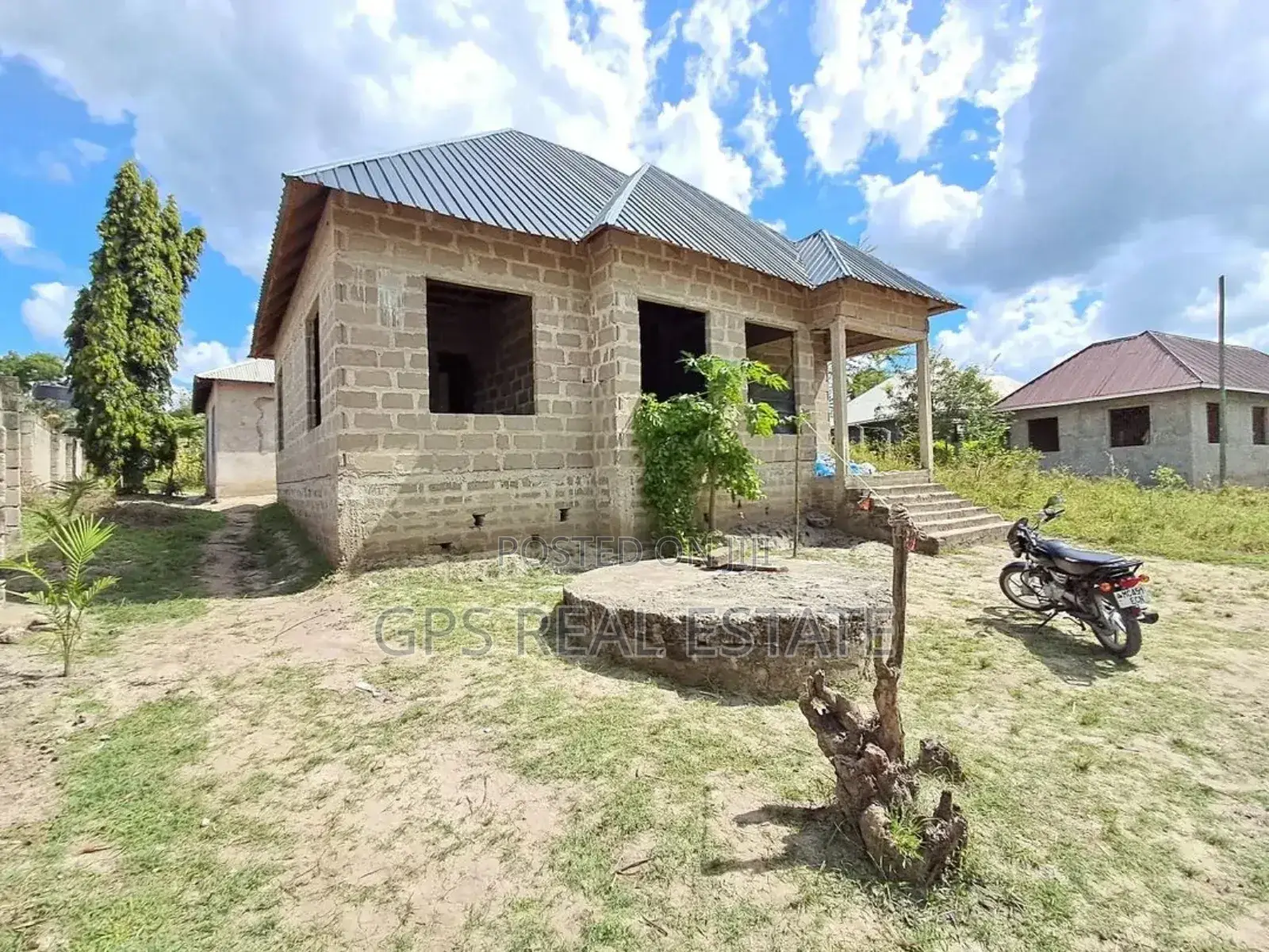 3bdrm House in Kiluvya Kwa Komba, Kinondoni for sale in Kinondoni