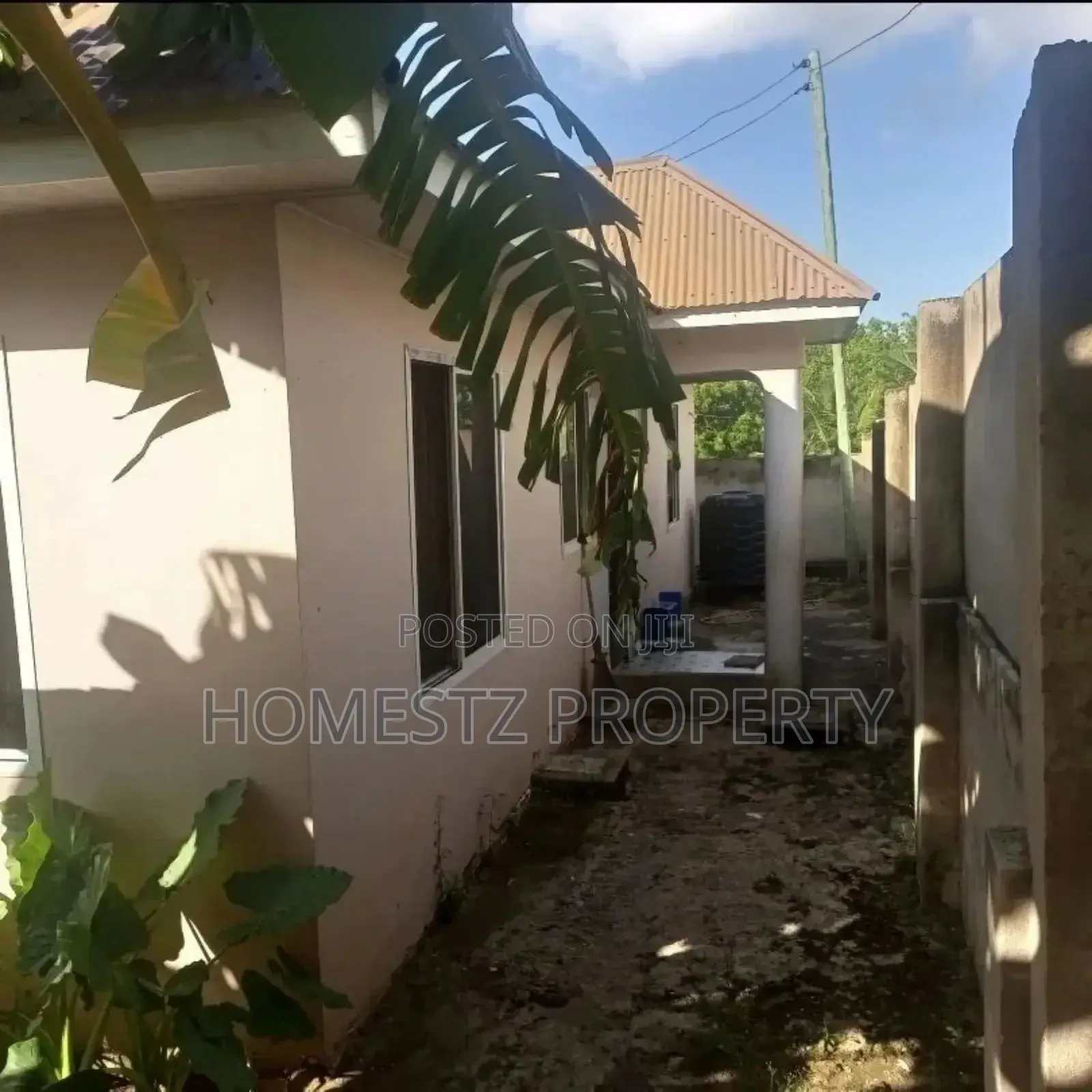 3bdrm House in Kilimahewa, Kinondoni for sale in Kinondoni
