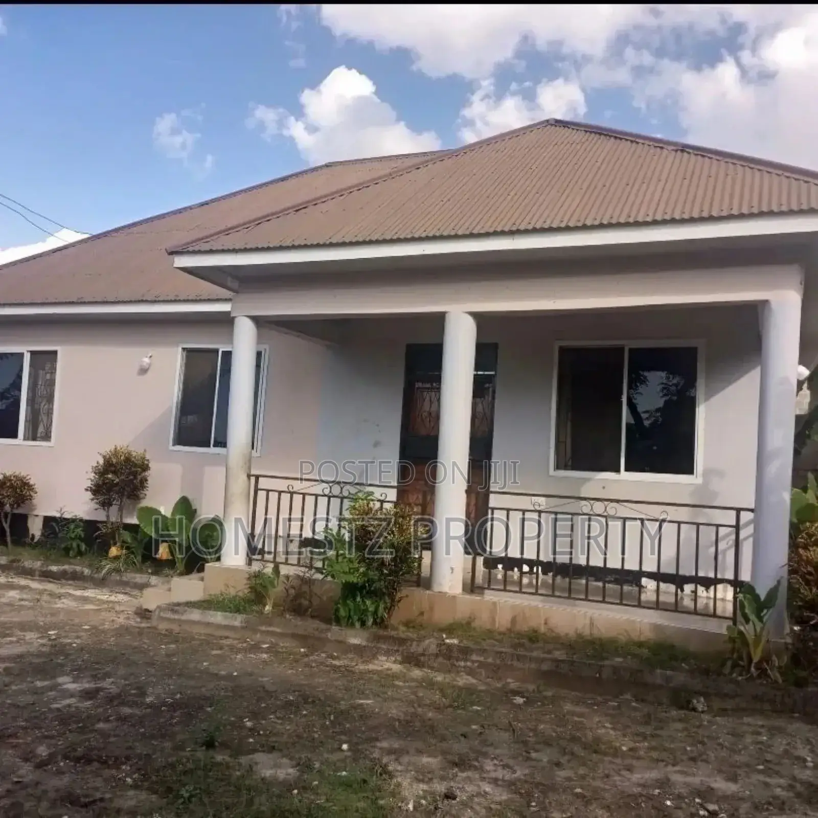 3bdrm House in Kilimahewa, Kinondoni for sale in Kinondoni