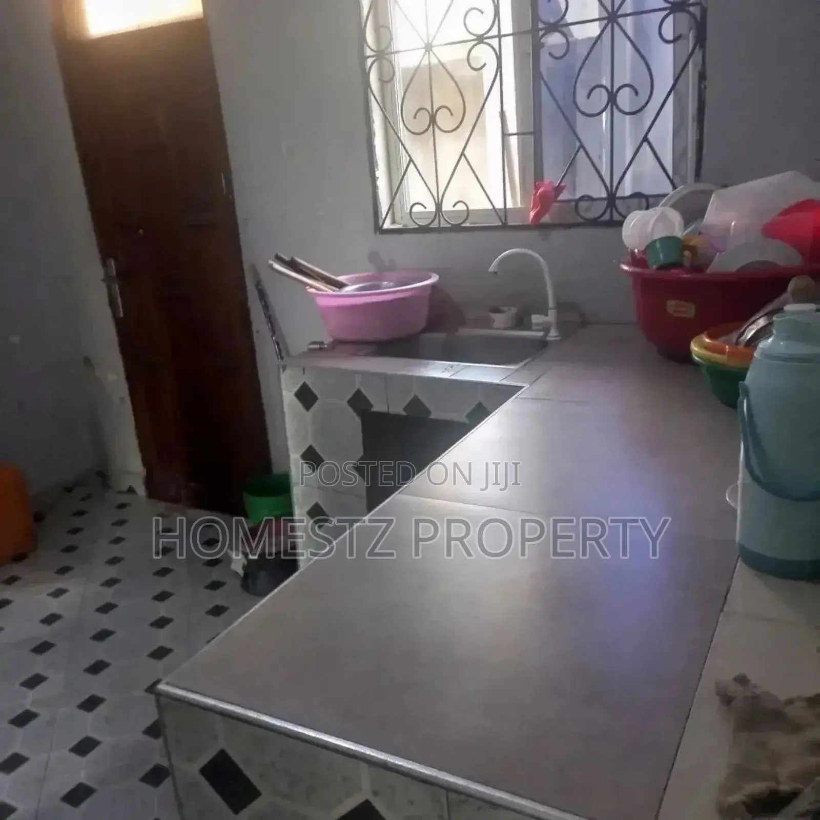 3bdrm House in Kilimahewa, Kinondoni for sale in Kinondoni