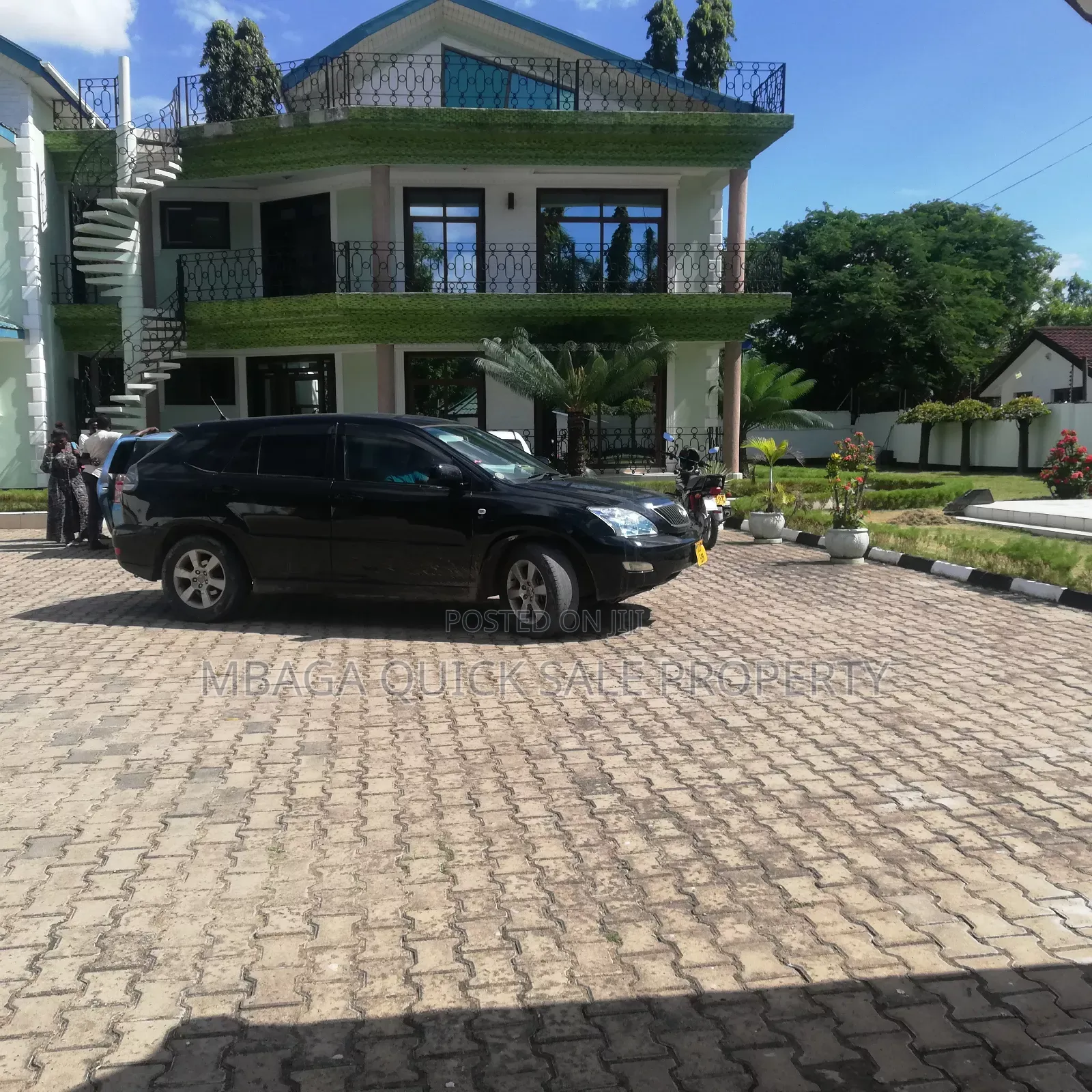 Furnished 6bdrm House in Mikocheni Rose for rent in Mikocheni