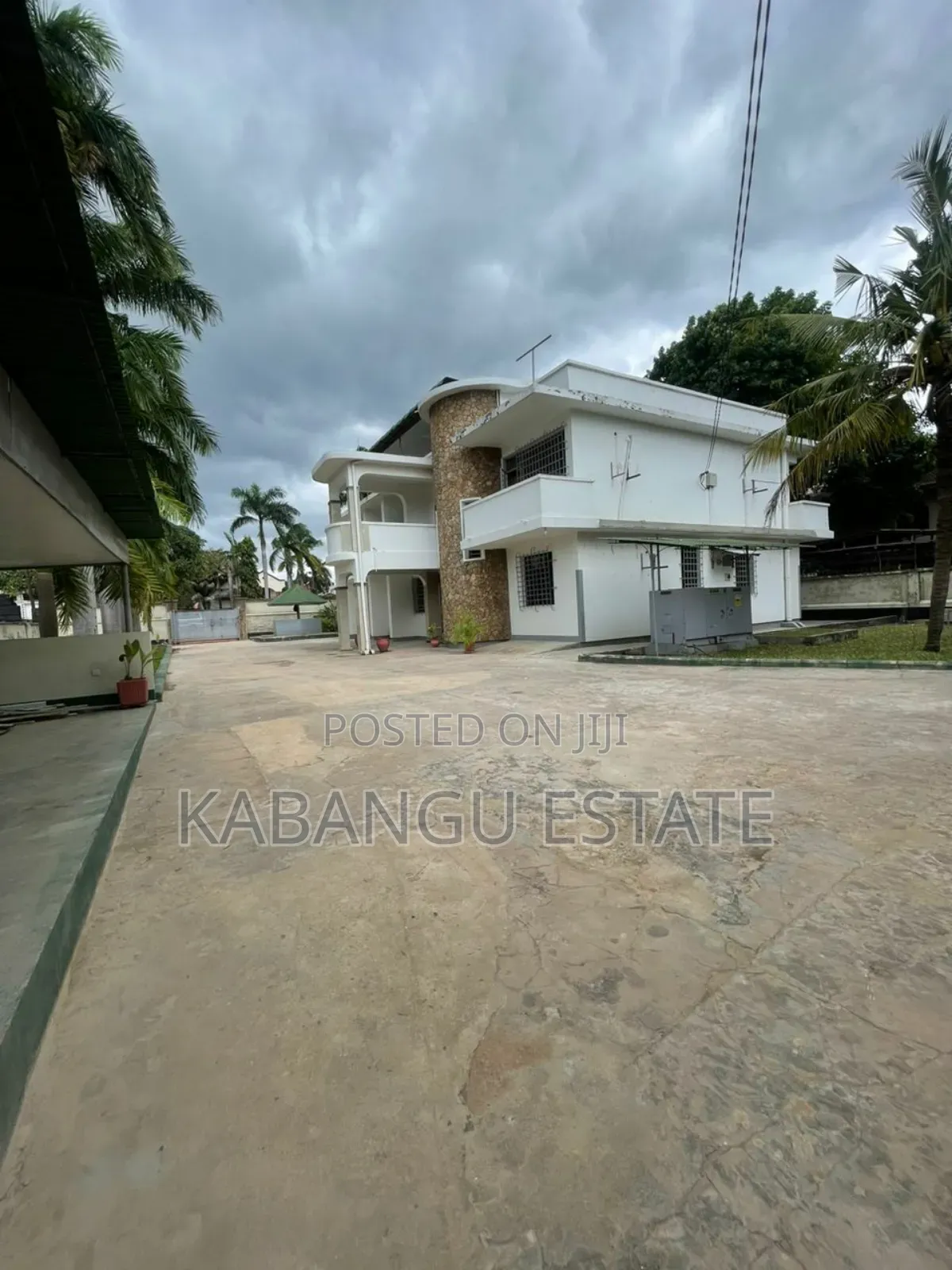 5bdrm Bungalow in Mikocheni, Kinondoni for rent in Kinondoni