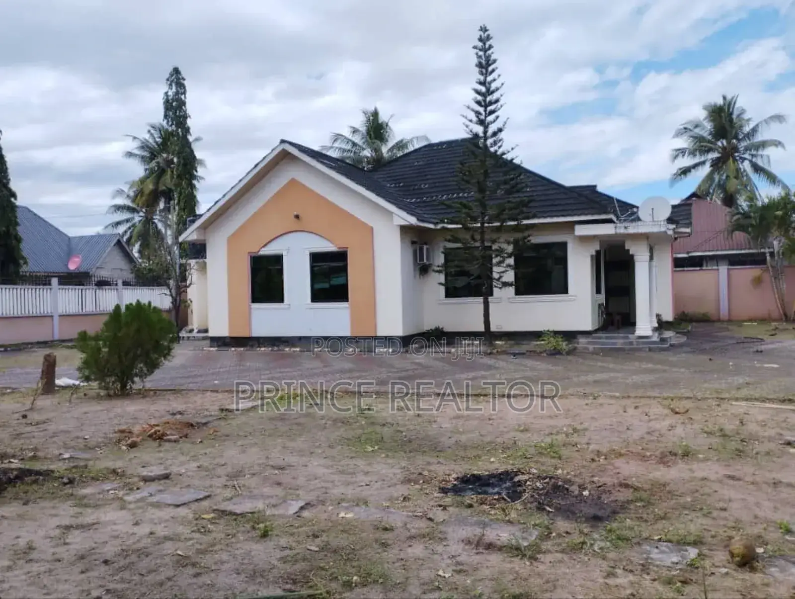 3bdrm House in Kivule Frem 10, Ilala for sale in Ilala
