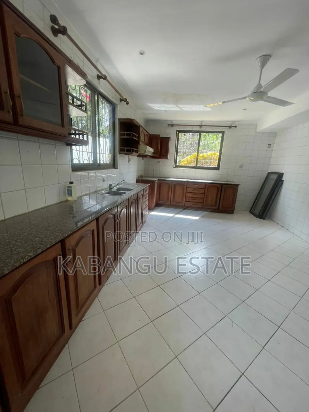 Furnished 4bdrm House in Mikocheni, Kinondoni for rent in Kinondoni