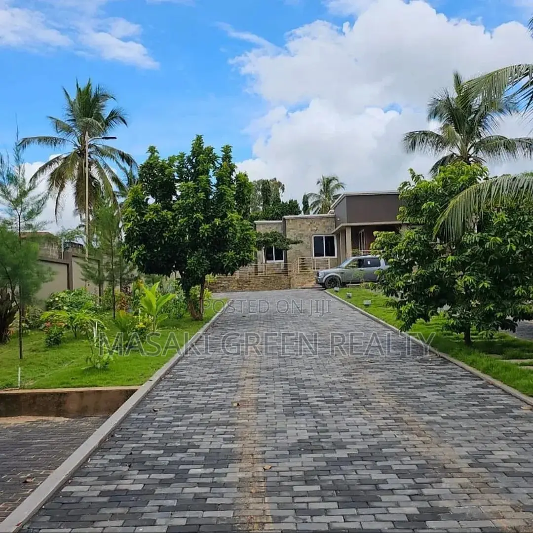 3bdrm House in Madale Estate, Kinondoni for sale in Kinondoni
