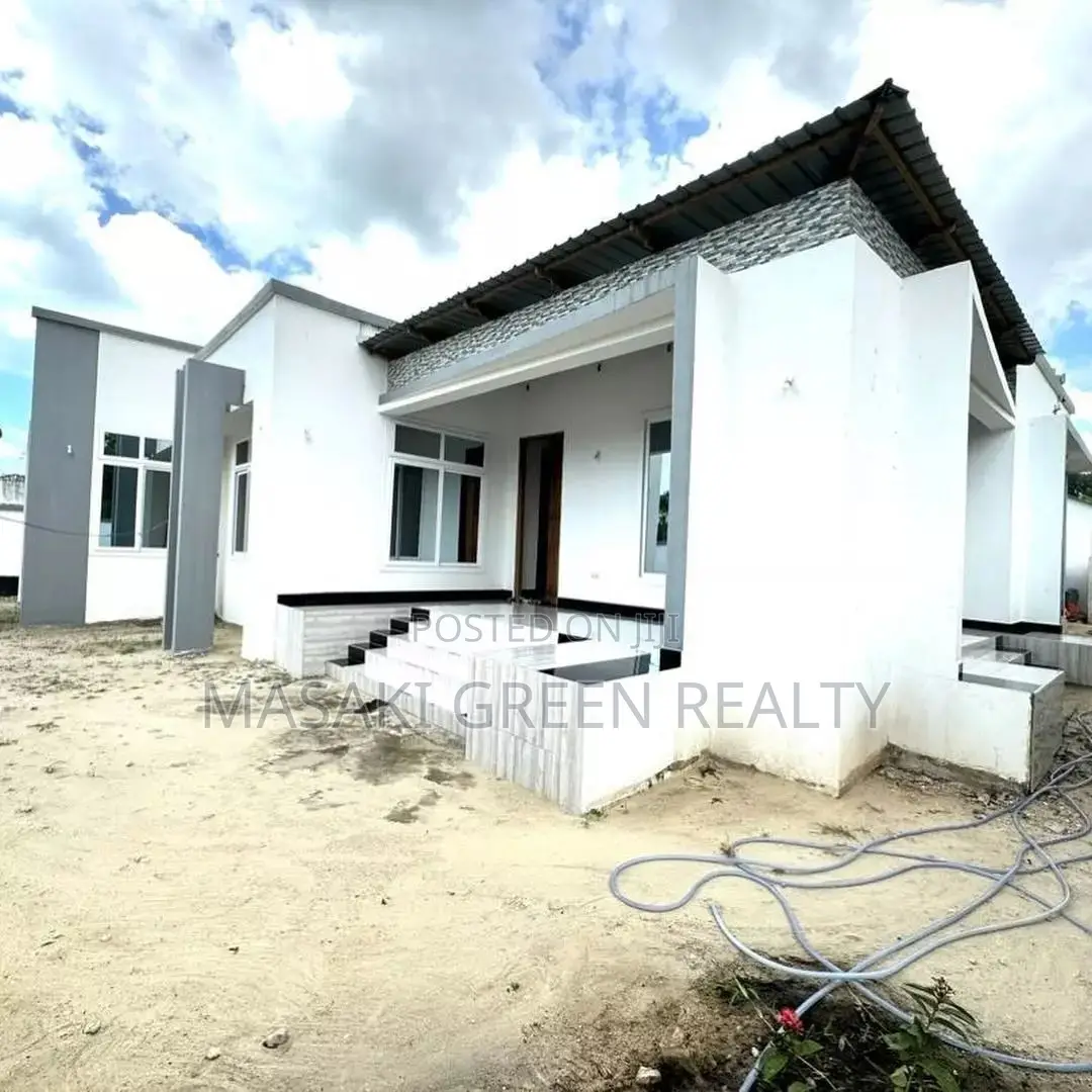 3bdrm House in Mbezi Estate, Kinondoni for sale in Kinondoni