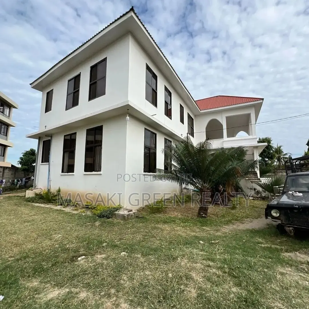 4bdrm House in Bahari Beach Estate, Kinondoni for sale in Kinondoni