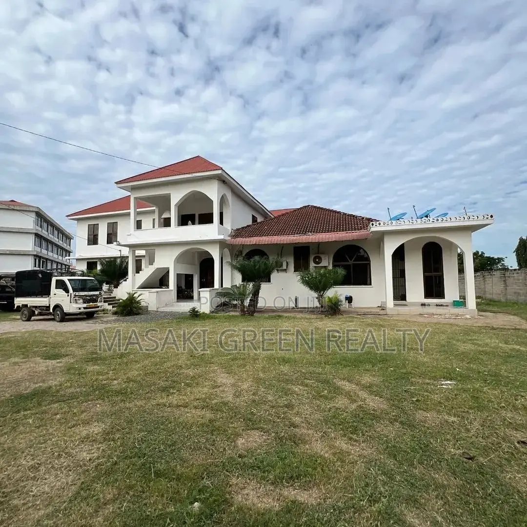 4bdrm House in Bahari Beach Estate, Kinondoni for sale in Kinondoni