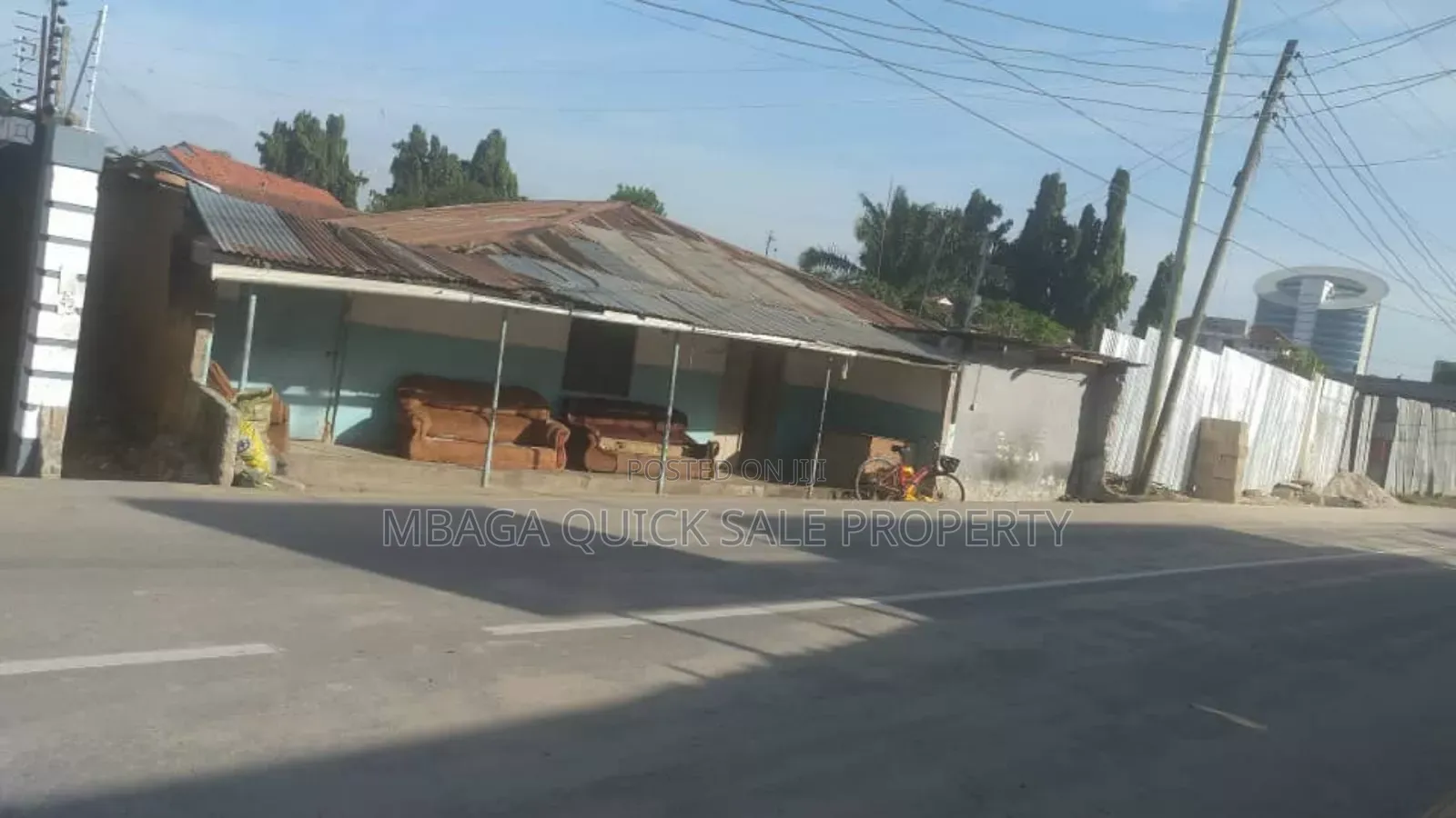 8bdrm House in Kinondoni Biafra for sale in Kinondoni
