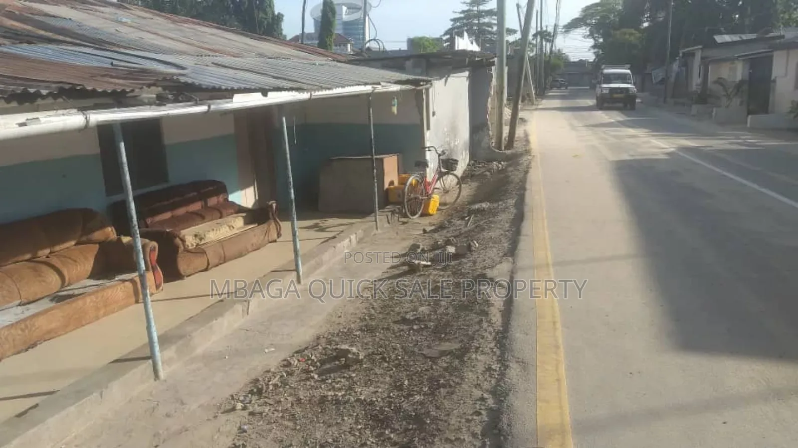 8bdrm House in Kinondoni Biafra for sale in Kinondoni