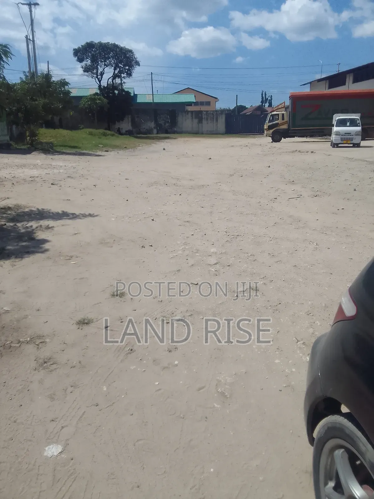 Warehouse and Yard for Sale in Chang'ombe