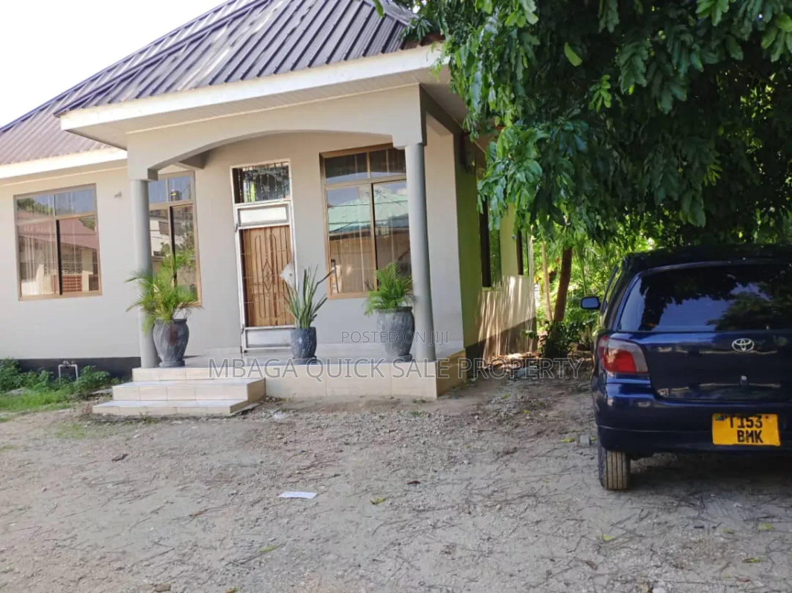 2bdrm Apartment in Leaders, Kiomoni for rent in Kiomoni