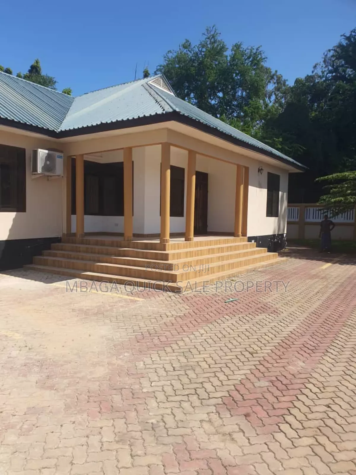 3bdrm House in Avocado, Mikocheni for rent in Mikocheni