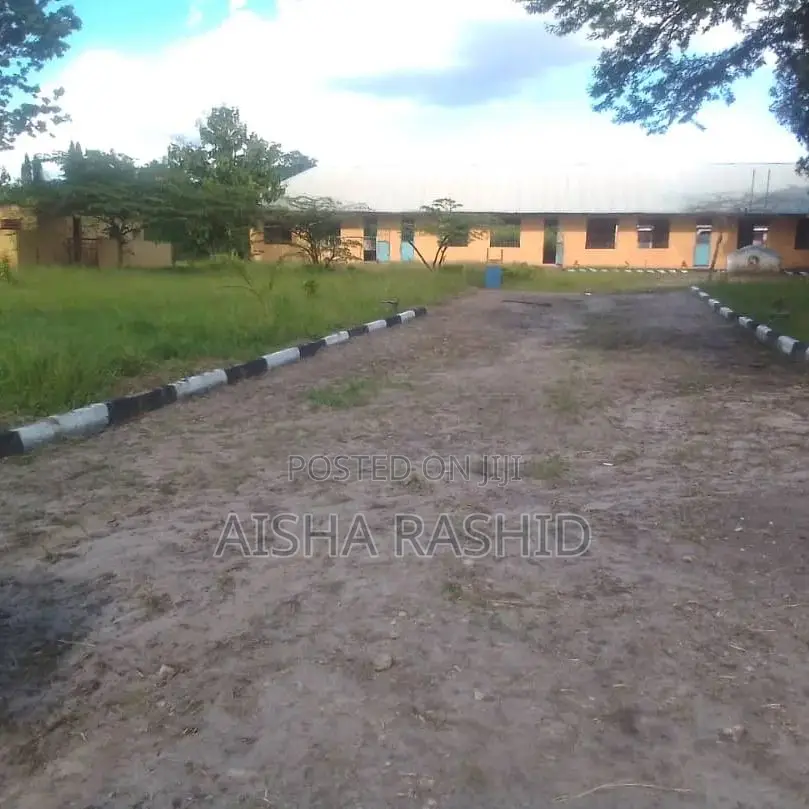 Shule Ya Msingi Inauzwa in Mbezi