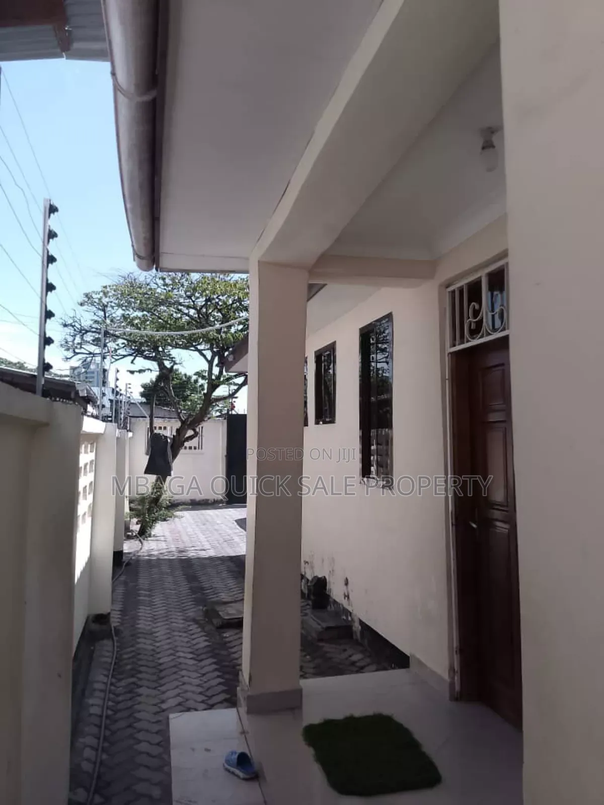 5bdrm House in Mikocheni B for sale in Mikocheni