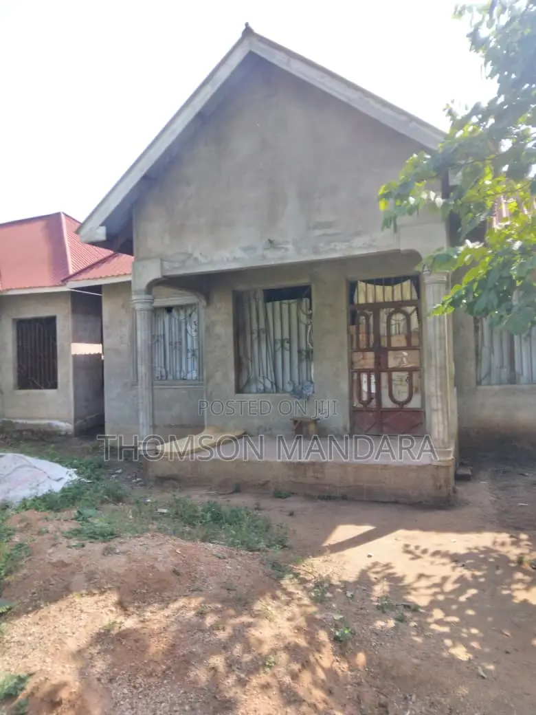 6bdrm House in 2 House At Soweto, Moshi Urban for sale in Moshi Urban