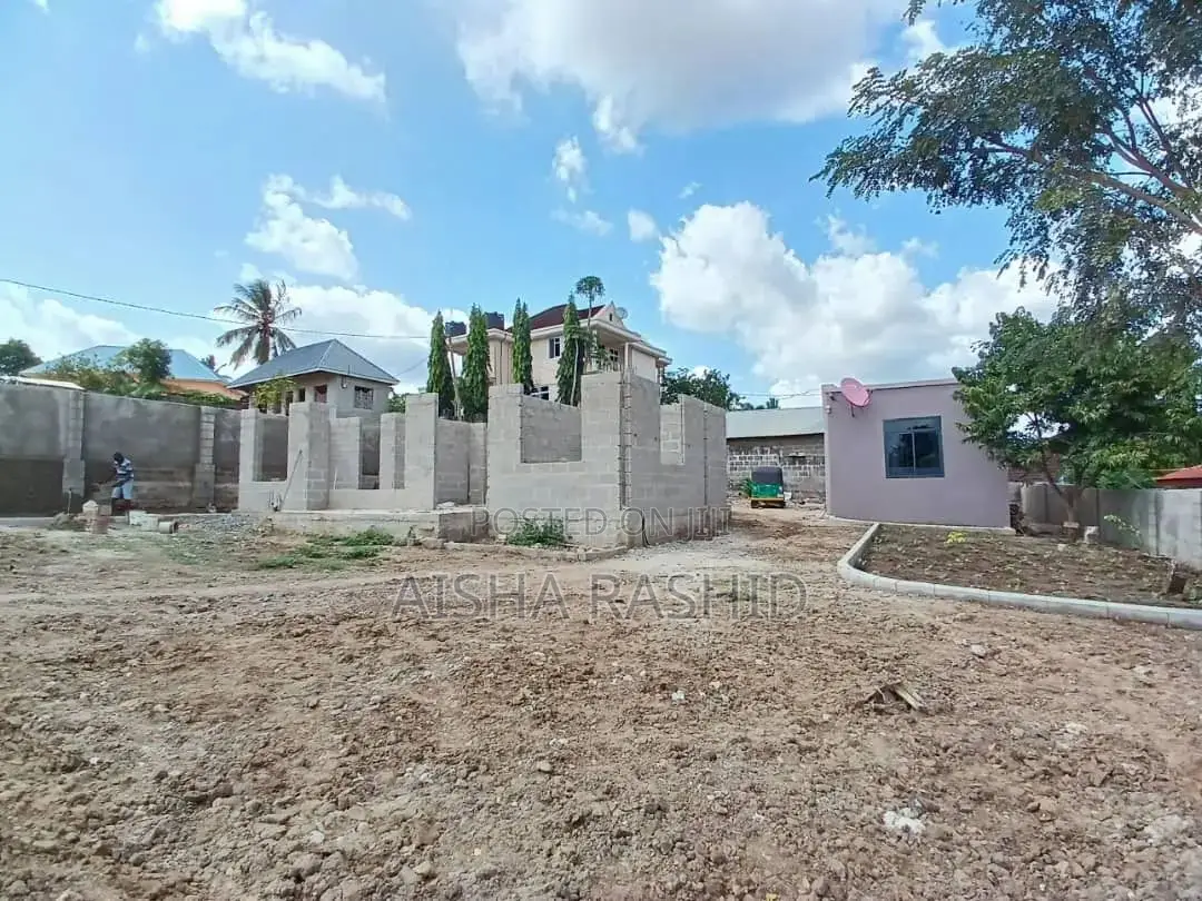 Kiwanja Kizur Kwa Ajili Ya Makazi in Mbezi