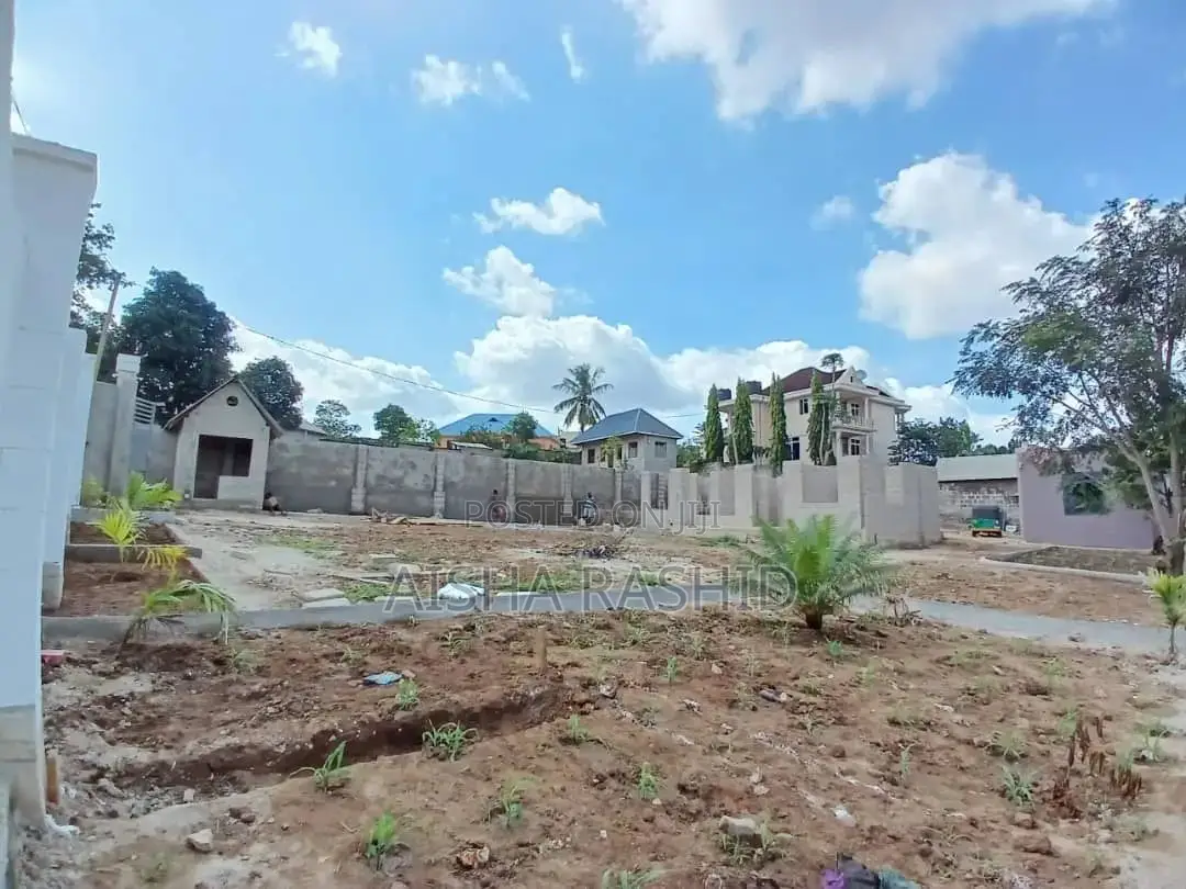Kiwanja Kizur Kwa Ajili Ya Makazi in Mbezi