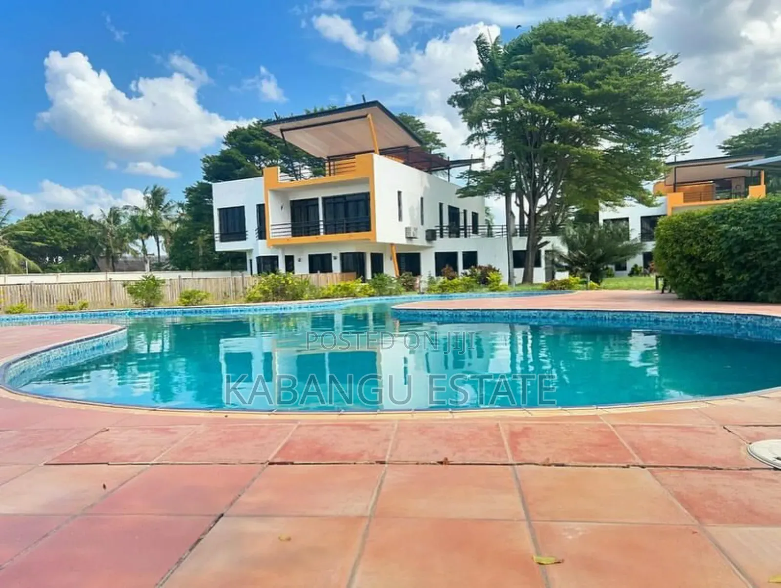 Furnished 4bdrm Villa in Kawebeach, Kinondoni for rent in Kinondoni