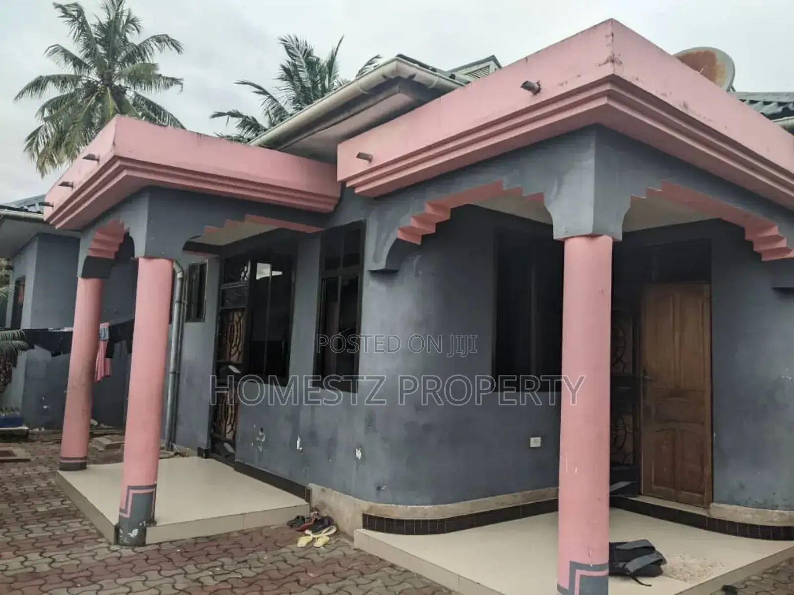 3bdrm House in Makongo Juu, Kinondoni for sale in Kinondoni