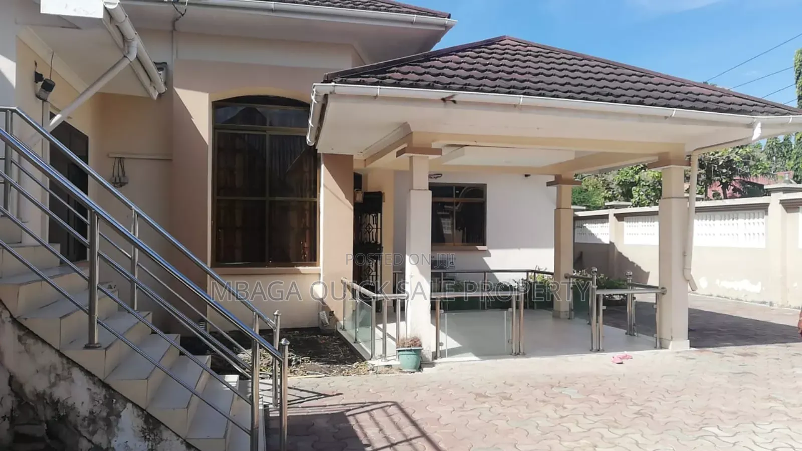 3bdrm House in Ununio, Bunju for sale in Bunju
