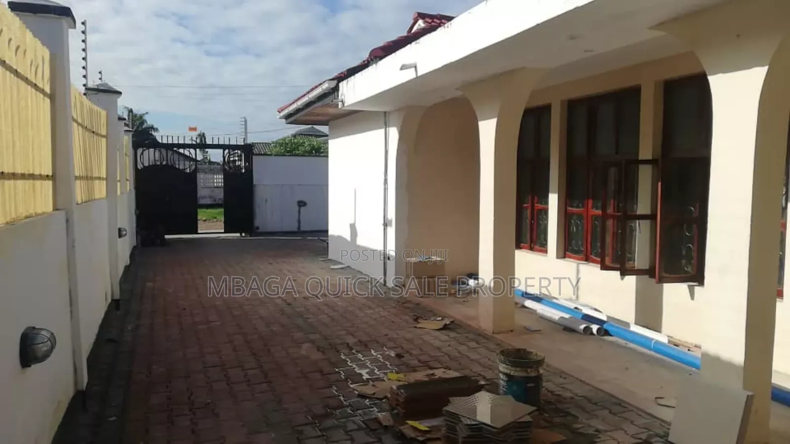3bdrm House in Mbezi Beach Juliana for sale in Mbezi Beach