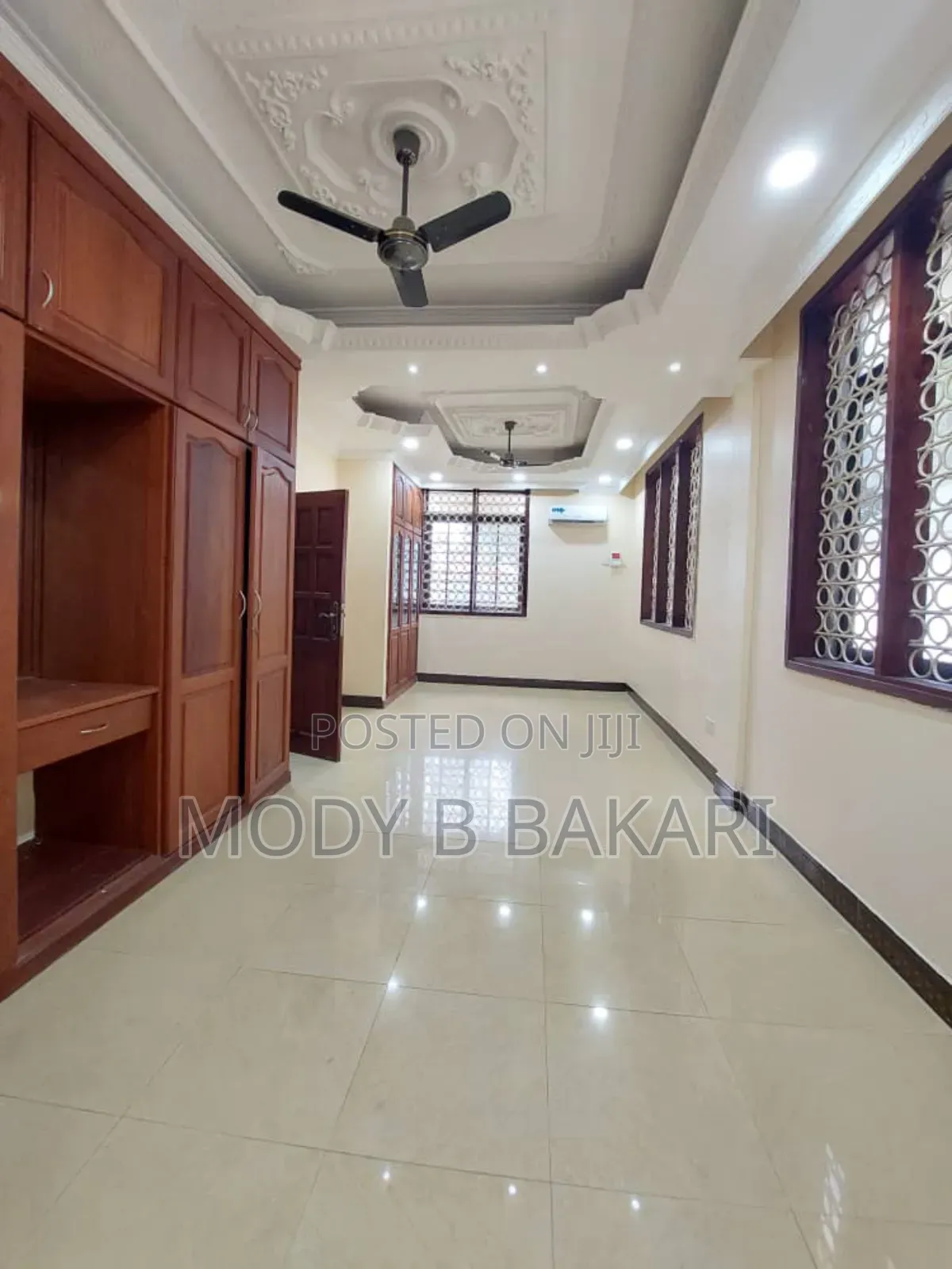 8bdrm House in Mikocheni for rent in Mikocheni