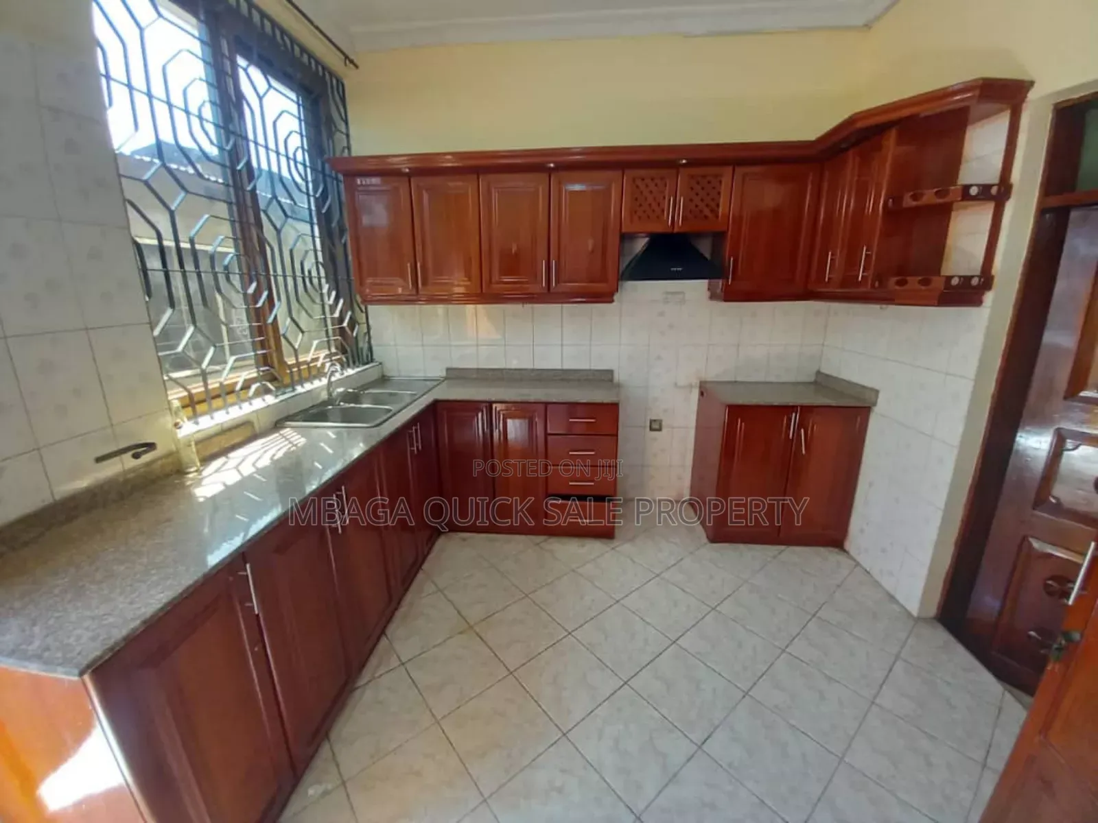 3bdrm Apartment in Msasani Ccbrt for rent in Msasani