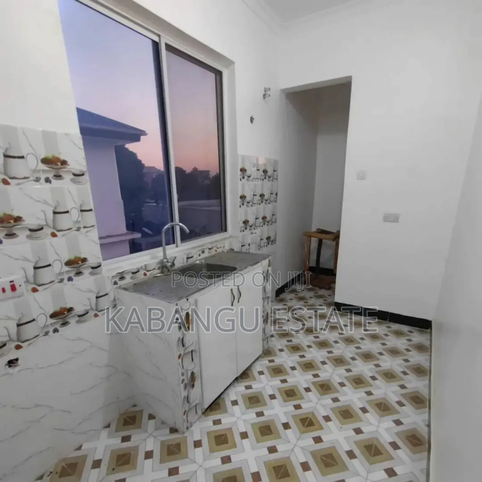2bdrm Apartment in Oysterbay for rent in Oyster Bay