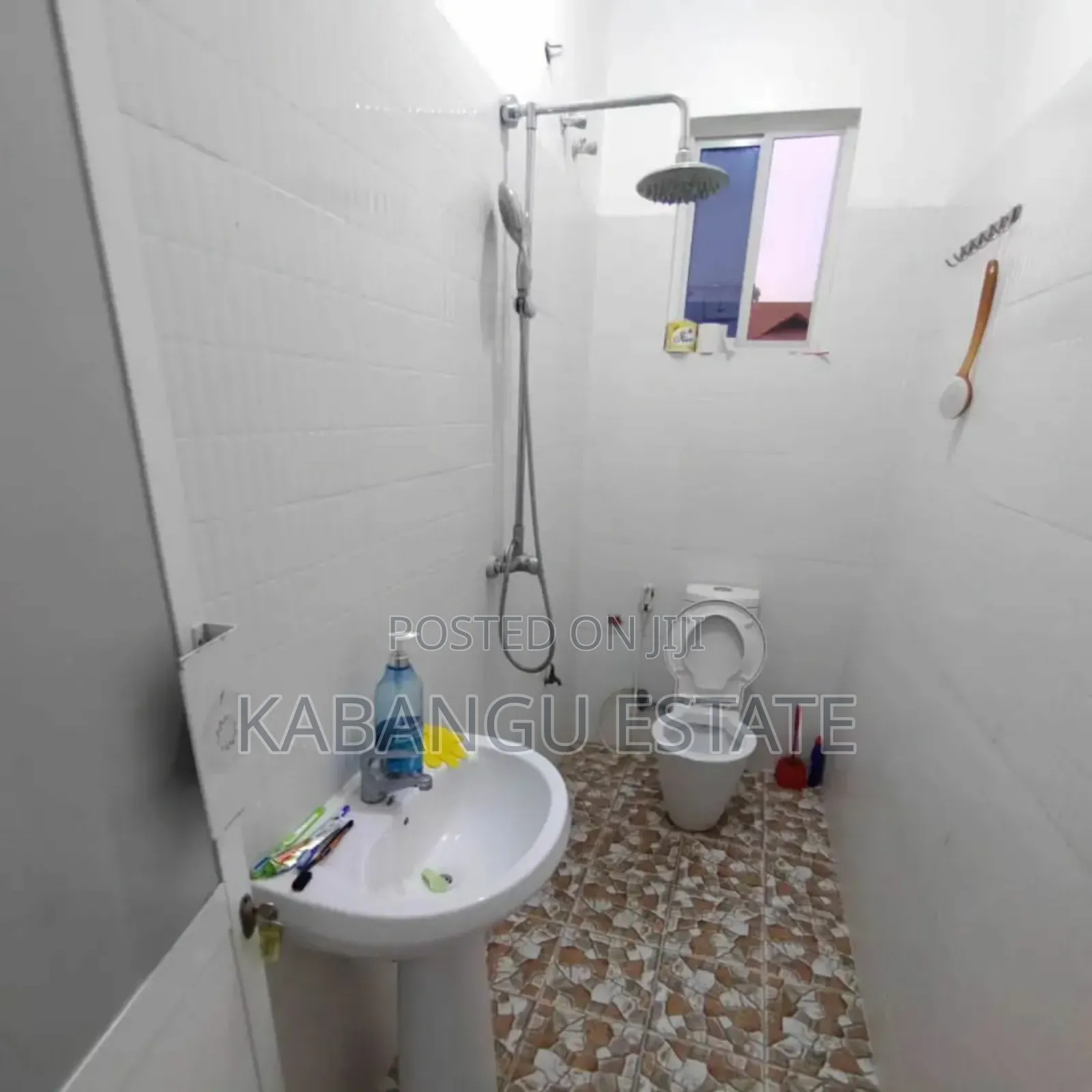 2bdrm Apartment in Oysterbay for rent in Oyster Bay