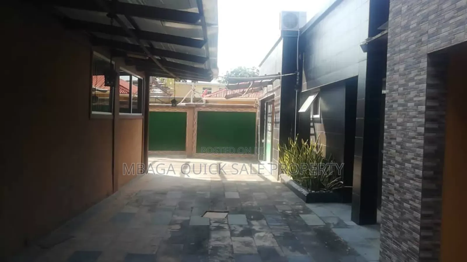 Reustaurent for Rent at Msasani USD 2500 in Msasani