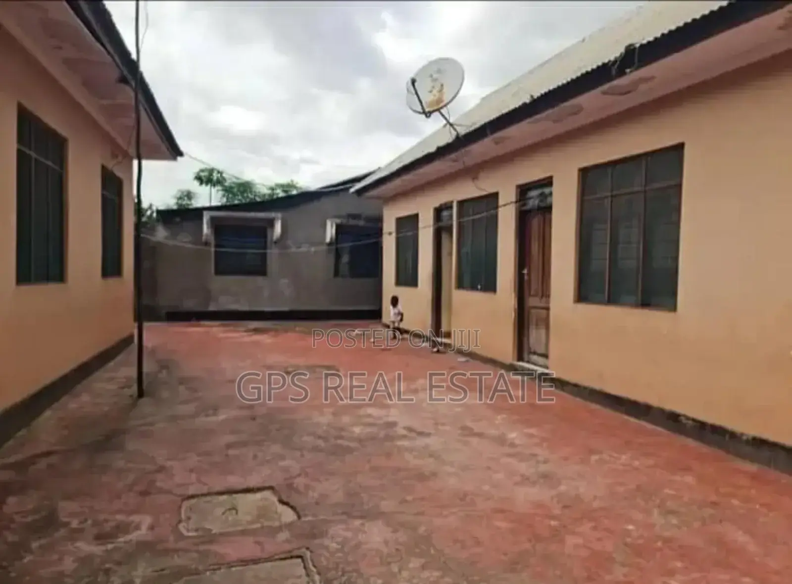 11bdrm House in Mbagala Zackiem, Temeke for sale in Temeke