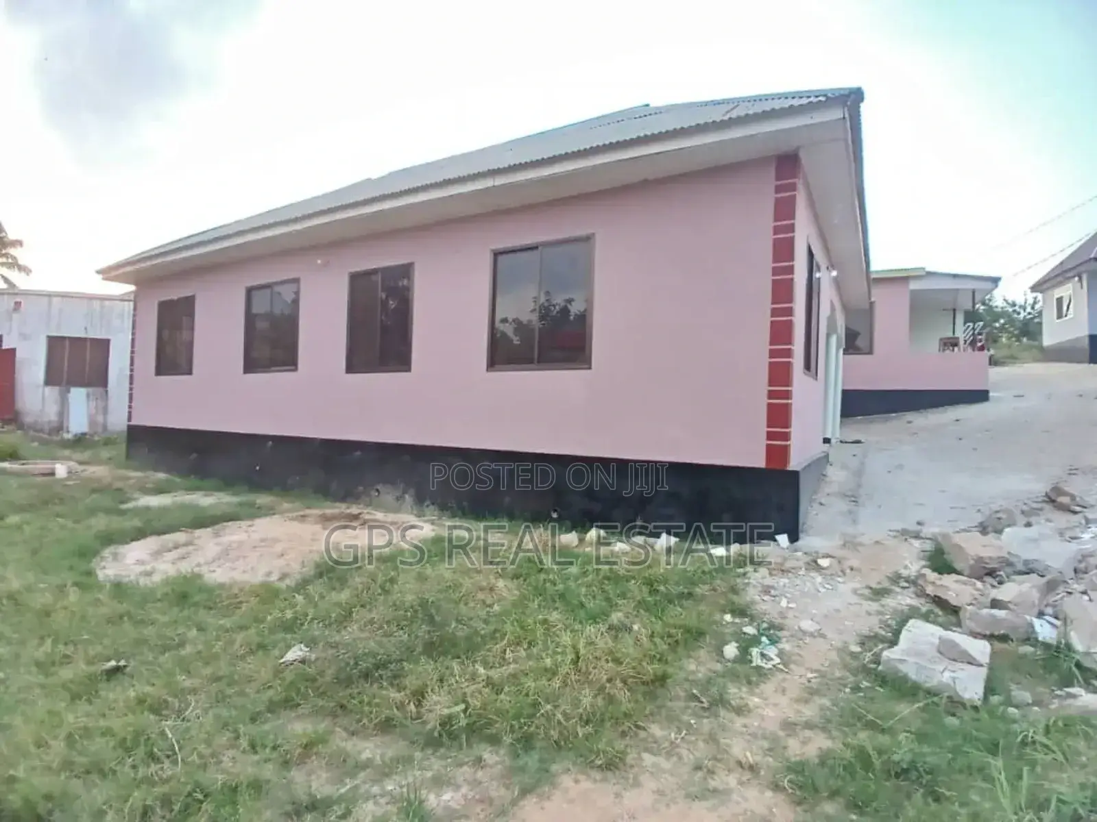 8bdrm House in Mbezi Mwisho Upande, Kinondoni for sale in Kinondoni