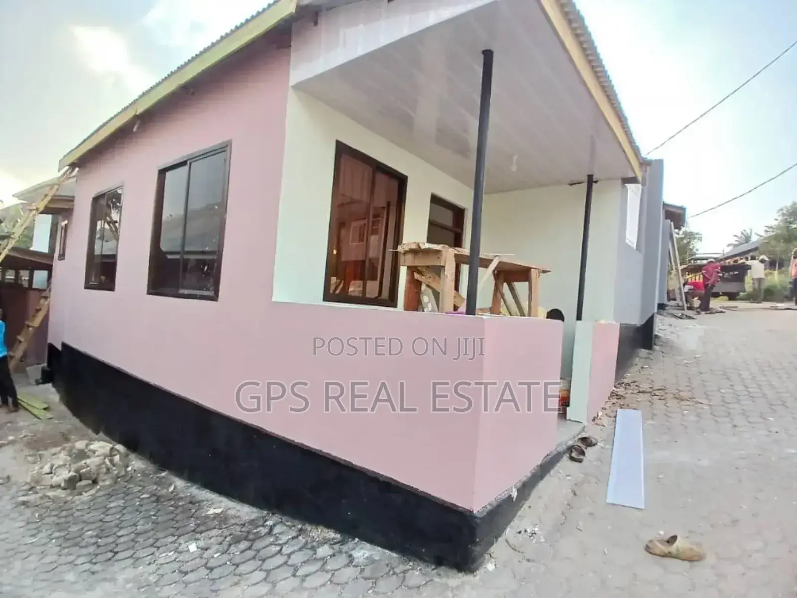 8bdrm House in Mbezi Mwisho Upande, Kinondoni for sale in Kinondoni