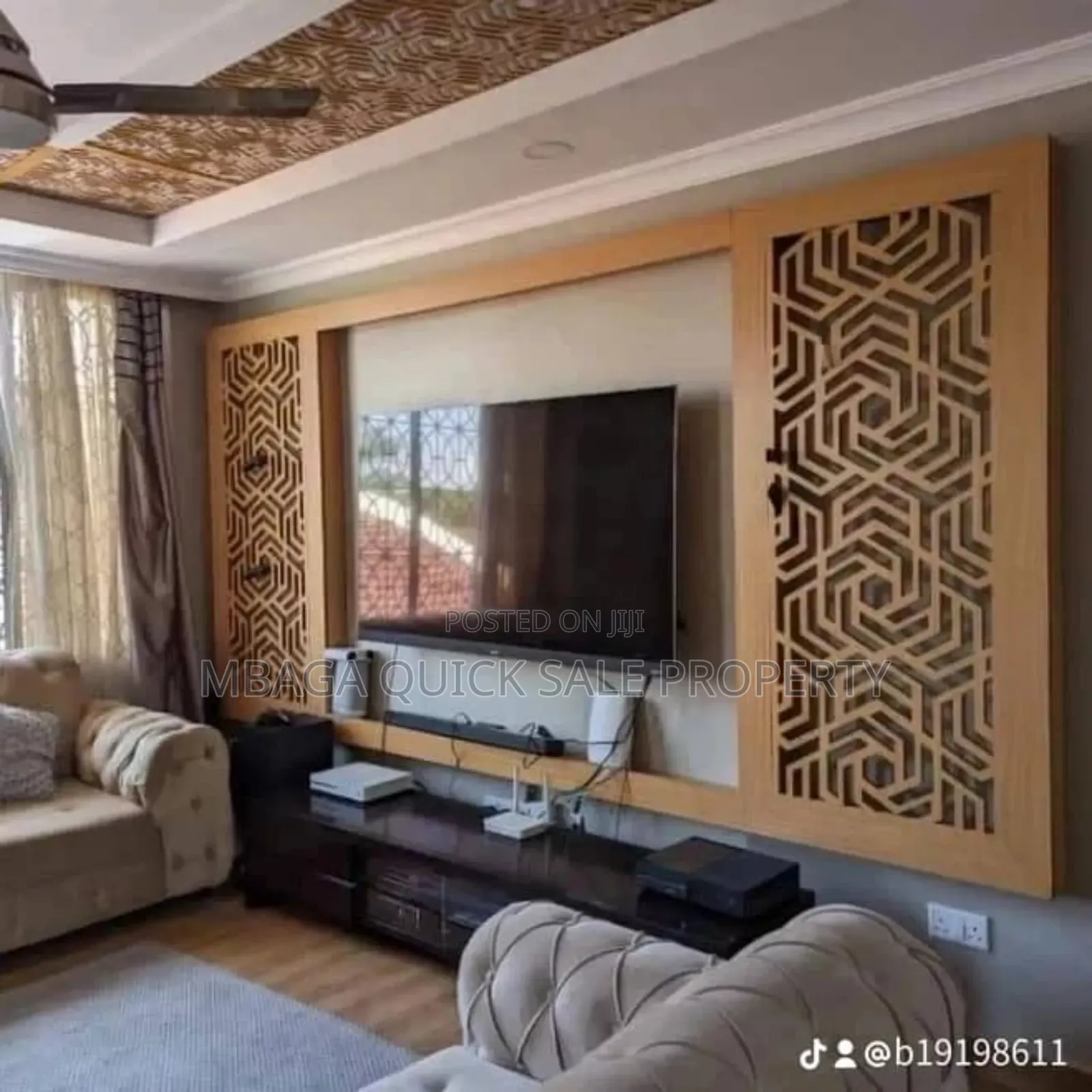 5bdrm House in Msasani Beach for sale in Msasani