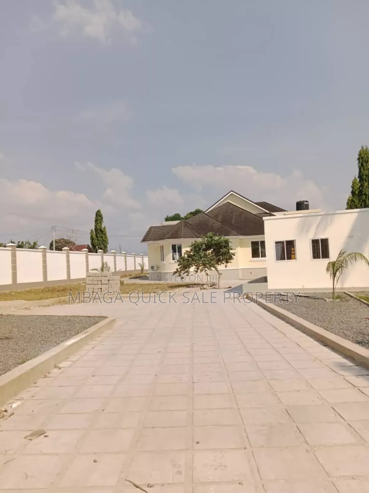 4bdrm House in Goba Lastanza for rent in Goba