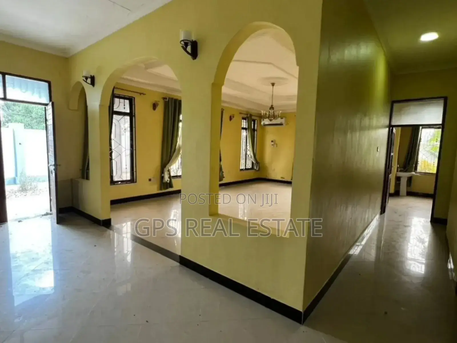 4bdrm House in Mbweni Kiembeni, Kinondoni for sale in Kinondoni